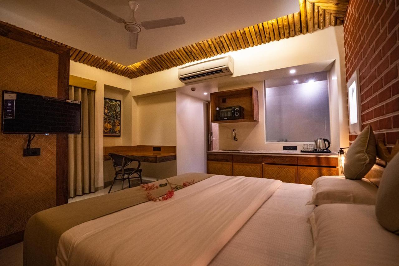 Ra Residence - Agarwal Group Of Hotels Пюн Екстериор снимка