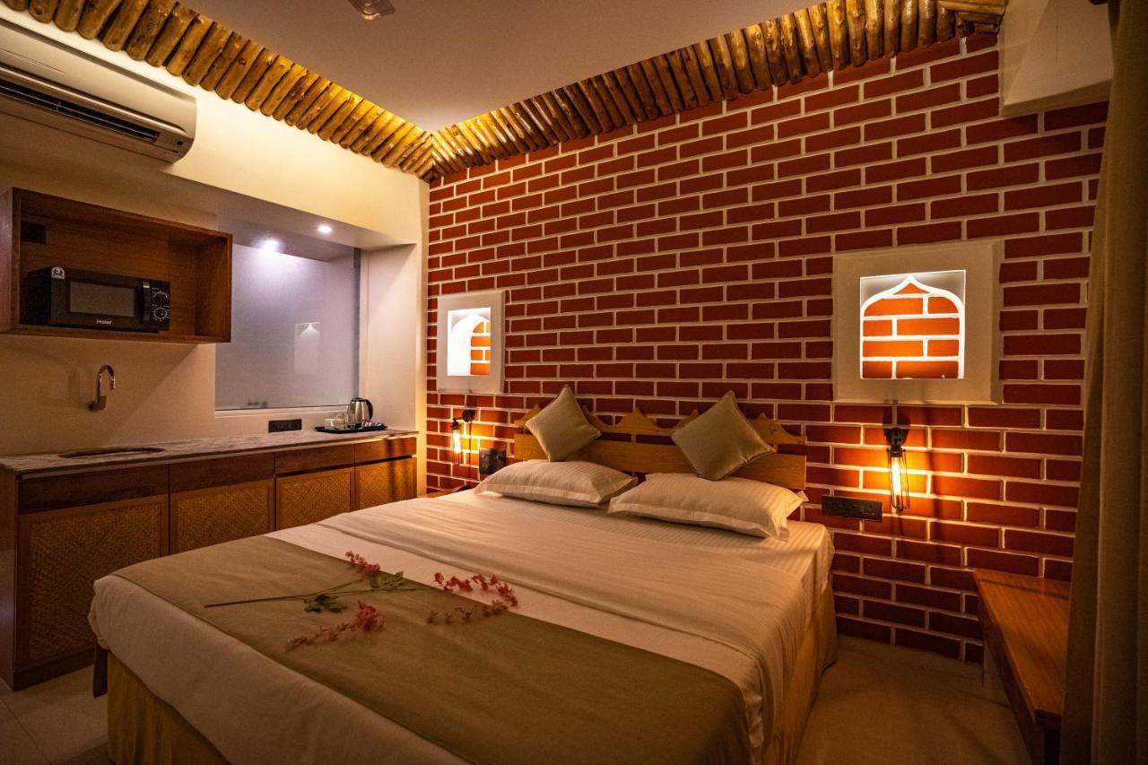Ra Residence - Agarwal Group Of Hotels Пюн Екстериор снимка