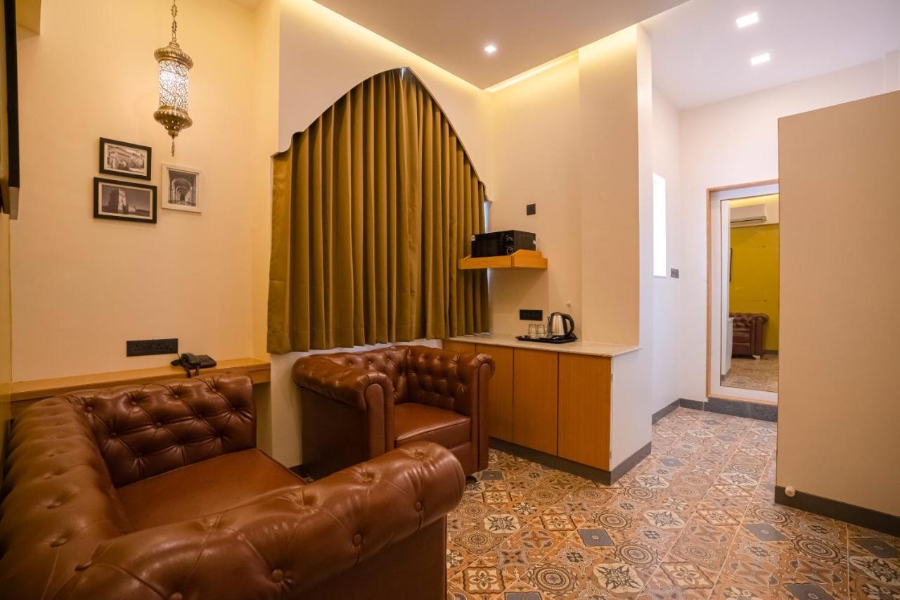 Ra Residence - Agarwal Group Of Hotels Пюн Екстериор снимка