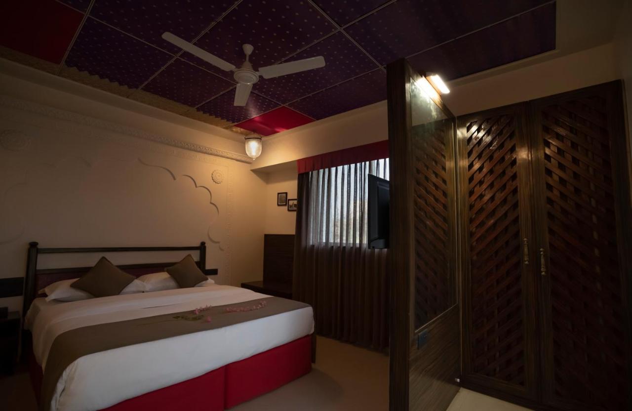 Ra Residence - Agarwal Group Of Hotels Пюн Екстериор снимка