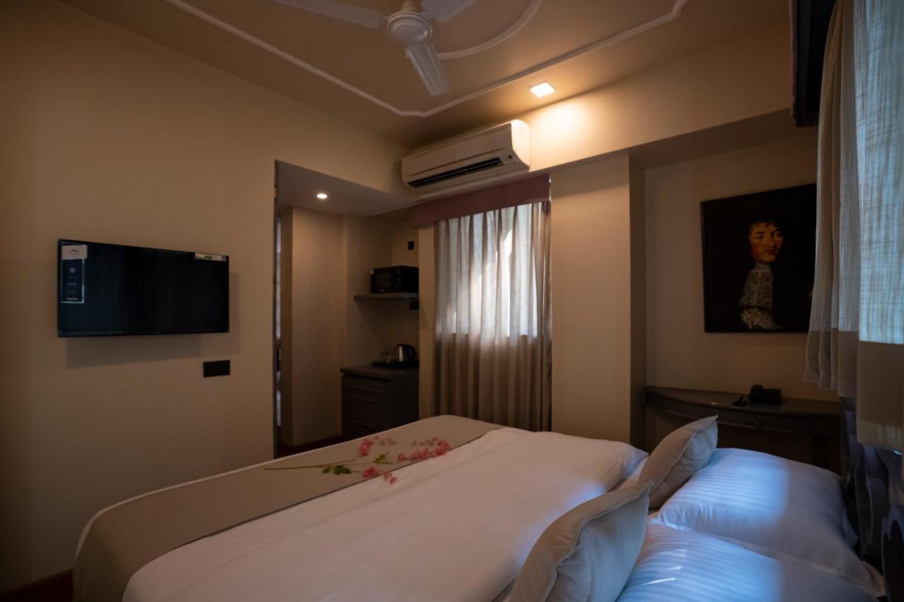 Ra Residence - Agarwal Group Of Hotels Пюн Екстериор снимка